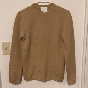VGUC Vince 70/30 wool cashmere crewneck sweater-Beige